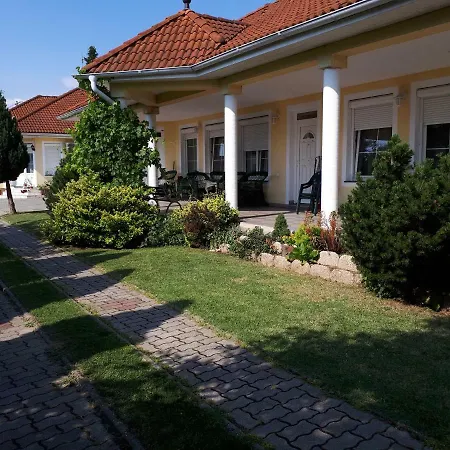 Konig Haus Bük