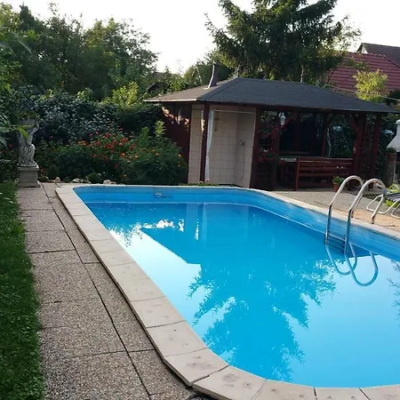 Konig Haus * Bük