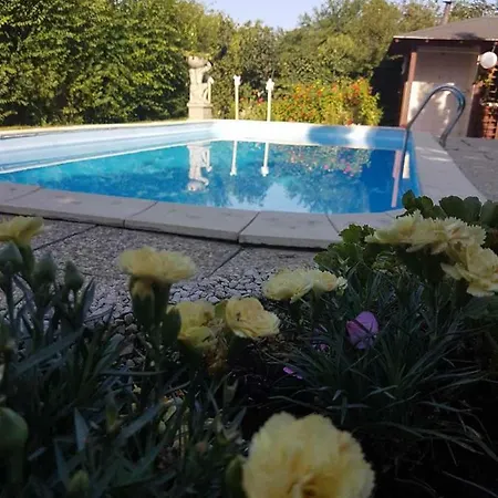 Konig Haus شقة Bük