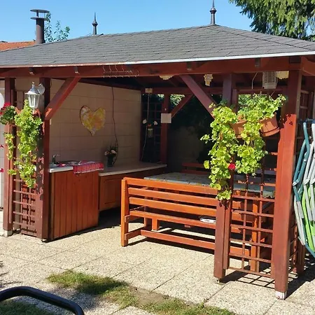 Konig Haus Bük