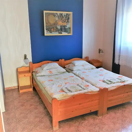 Konig Haus * Bük